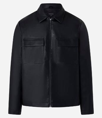 Jaqueta Trucker em Material Sintético com Bolso Cargo