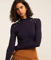 Blusa em Ribana com Golinha Alta e Pérolas nos Ombros - 2