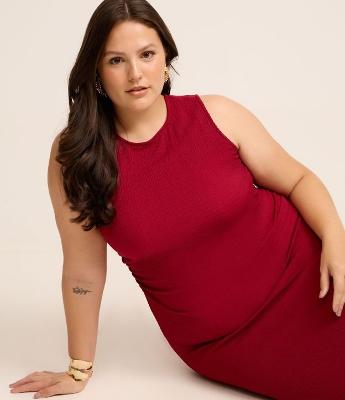 Vestido New Midi  Gola Redonda e Franzido Curve & Plus Size