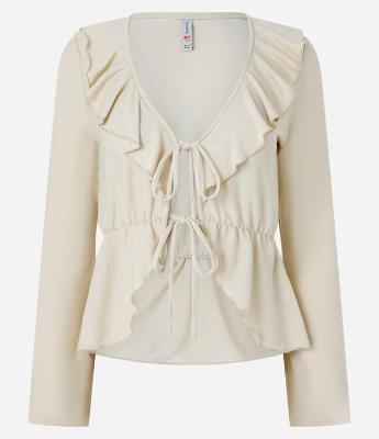 Blusa Texturizada com Babados e Amarração Frontal