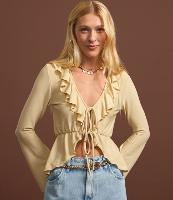 Blusa Texturizada com Babados e Amarração Frontal - 2