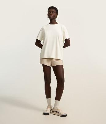 Camiseta Boxy em Algodão com Manga Curta