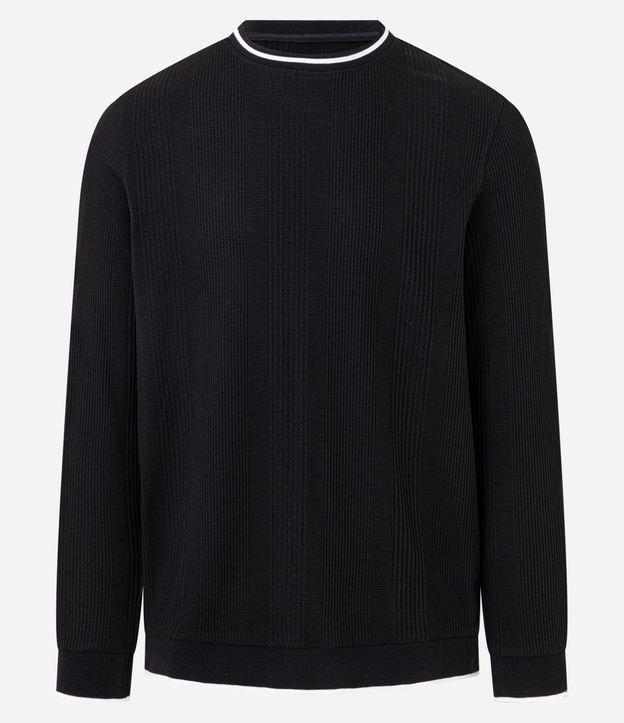 Camiseta Regular com Textura Vertical e Gola Contrastante - 1
