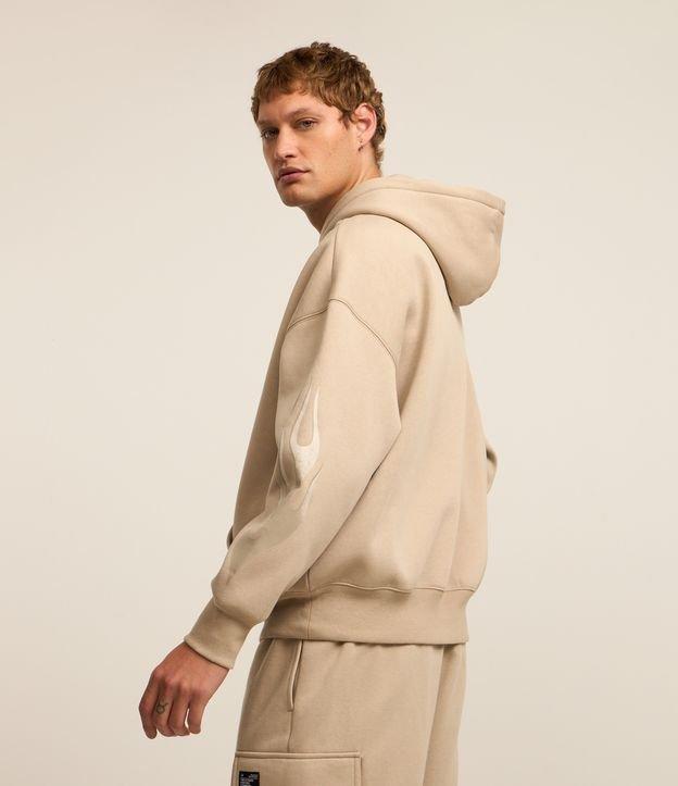 Casaco em Moletom com Estampa de Chamas Lateral - 2