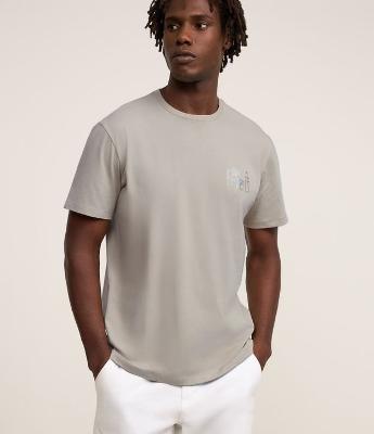 Camiseta Comfort com Estampa de Cerveja Gelada