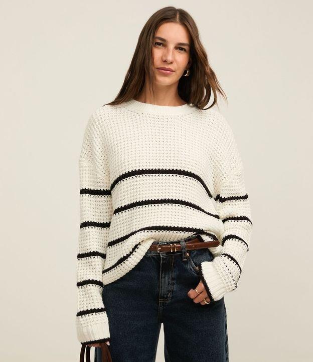 Suéter em Tricô com Cava Deslocada e Listras Horizontais - 2