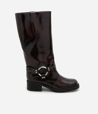 Bota Biker Boot em PU com Detalhe em Metal na Lateral
