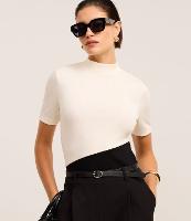 Blusa em Ribana com Recorte Diagonal e Blocos de Cor - 2