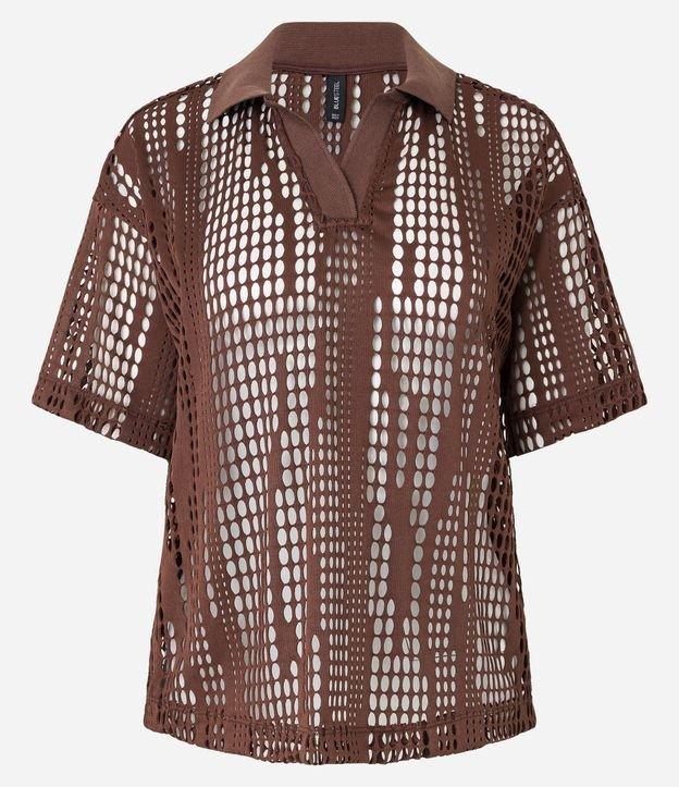 Blusa com Textura Vazada e Gola Polo - 1