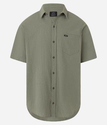 Camisa Relaxed em Algodão com Textura e Bolso
