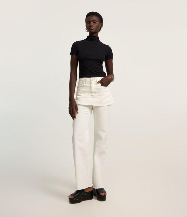 Calça Reta em Sarja com Saia Sobreposta e Barra Desfeita - 1