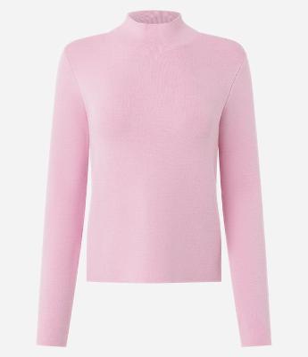Blusa em Tricô com Golinha Alta