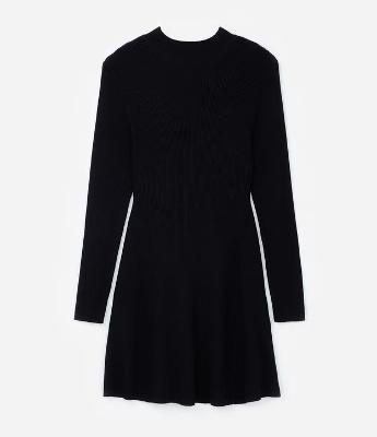 Vestido Curto Evasê em Tricô com Gola Alta Curve & Plus Size