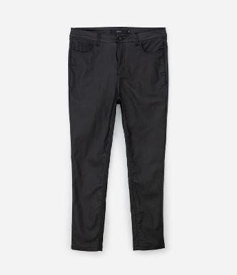 Calça Skinny em Bengaline Resinada Curve & Plus Size