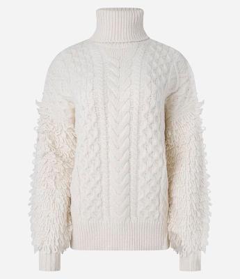 Suéter em Tricô com Mix de Pontos e Gola Alta