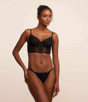 Calcinha String em Tule com Bordado