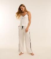 Pijama Longo em Chalis com Detalhes Contrastantes - 2