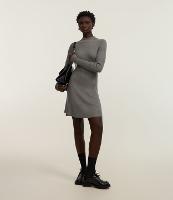 Vestido Evasê Curto em Tricô Canelado com Gola Alta - 1