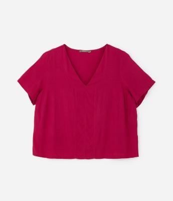 Blusa em Viscose com Decote em V Curve & Plus Size
