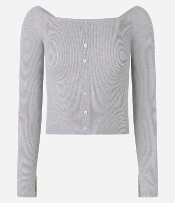 Blusa em Tricô Ombro a Ombro e Botõezinhos Frontais