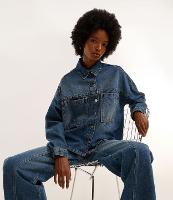 Camisa Overshirt em Jeans com Bolsos Frontais - 2