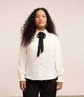 Camisa em Crepe com Lacinho Contrastante Curve & Plus Size - 1