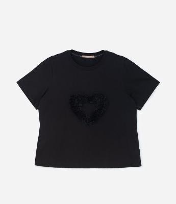 Camiseta T-shirt com Coração Aplicado Curve & Plus Size