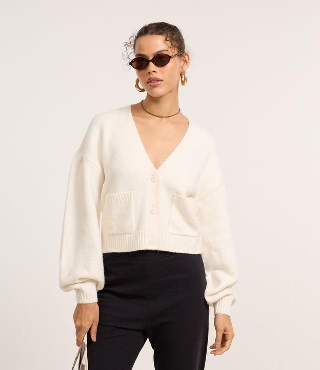 Cardigan Curto em Tricô com Botões e Bolsinhos - 2