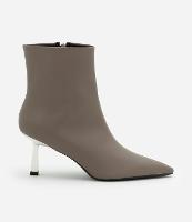 Bota Cano Baixo com Salto Fino Cromado - 1