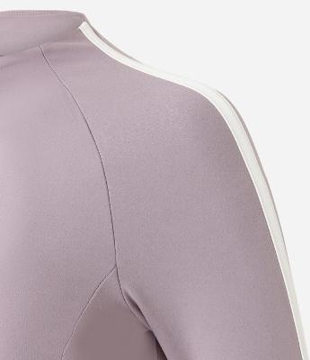 Jaqueta Esportiva Justa em Microfibra com Bolsos e Listra Contrastante