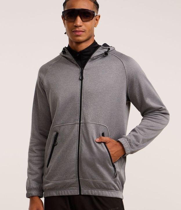 Casaco Esportivo em Helanca com Bolsos e Zíper - 1