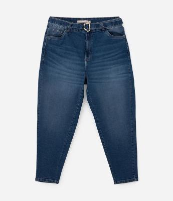 Calça Mom em Jeans com Elastano e Cinto Curve & Plus Size