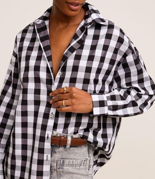 Camisa Alongada em Algodão Xadrez com Abotoamento - 2