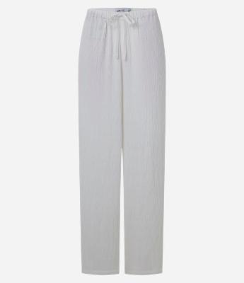 Calça Pantalona em Viscose Texturizada com Amarração