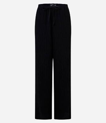 Calça Pantalona em Viscose Texturizada com Amarração