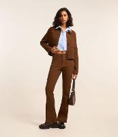 Calça Boot Cut Canelada em Sarja com Botão Forrado - 2