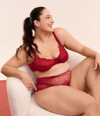 Sutiã Meia Taça em Renda com Aro Curve e Plus Size