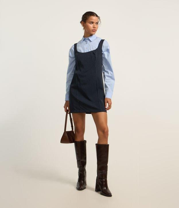 Vestido Curto Alfaiatado com Decote Quadrado e Riscas de Giz - 2