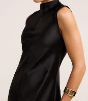 Vestido Evasê Acetinado com Golinha Alta e Recortes - 2