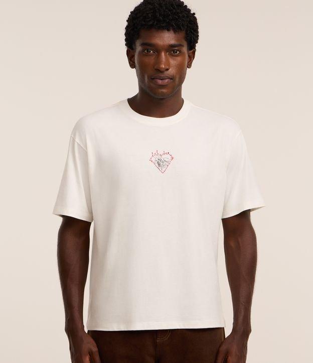 Camiseta Boxy em Algodão com Coração e Caveiras Bordados - 2