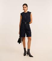 Bermuda Alfaiatada com Listras Riscas de Giz Metalizadas - 2