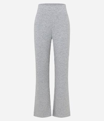 Calça Flare em Moletinho com Forro Fleece