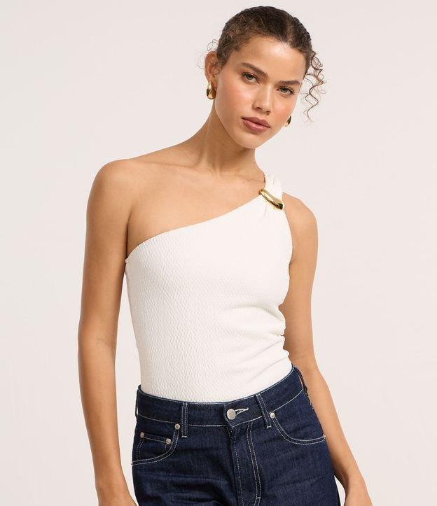 Blusa Ombro Só Texturizada com Detalhe Metalizado - 2