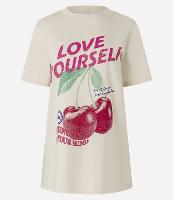 Camiseta Alongada em Algodão Estampa Cerejas Love Yourself - 1