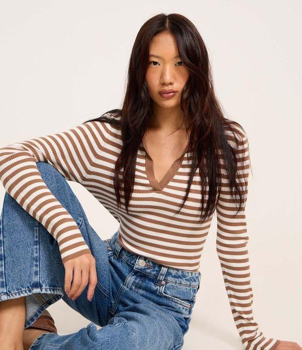 Blusa em Tricô com Gola Polo e Listras - 2