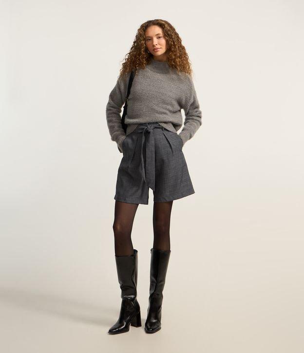 Bermuda em Alfaiataria Faixa para Amarração - 1