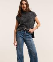 Calça Reta Comfort em Jeans com Friso Frontal - 2