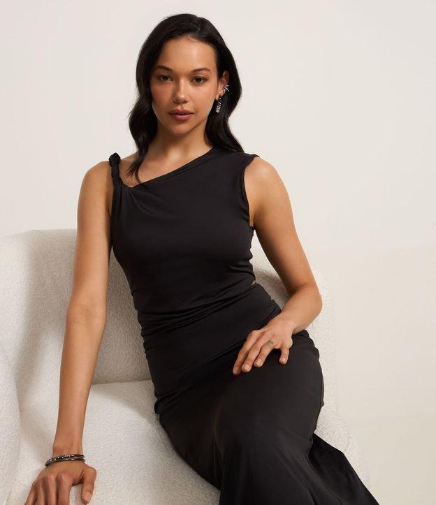 Vestido Longo em Helanca com Decote Assimétrico e Recorte Vazado - 1