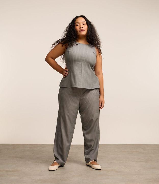 Blusa Alfaiatada com Listras Riscas de Giz Curve & Plus Size - 2