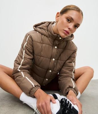 Jaqueta Puffer Esportiva em Poliamida com Vies Contrastante
